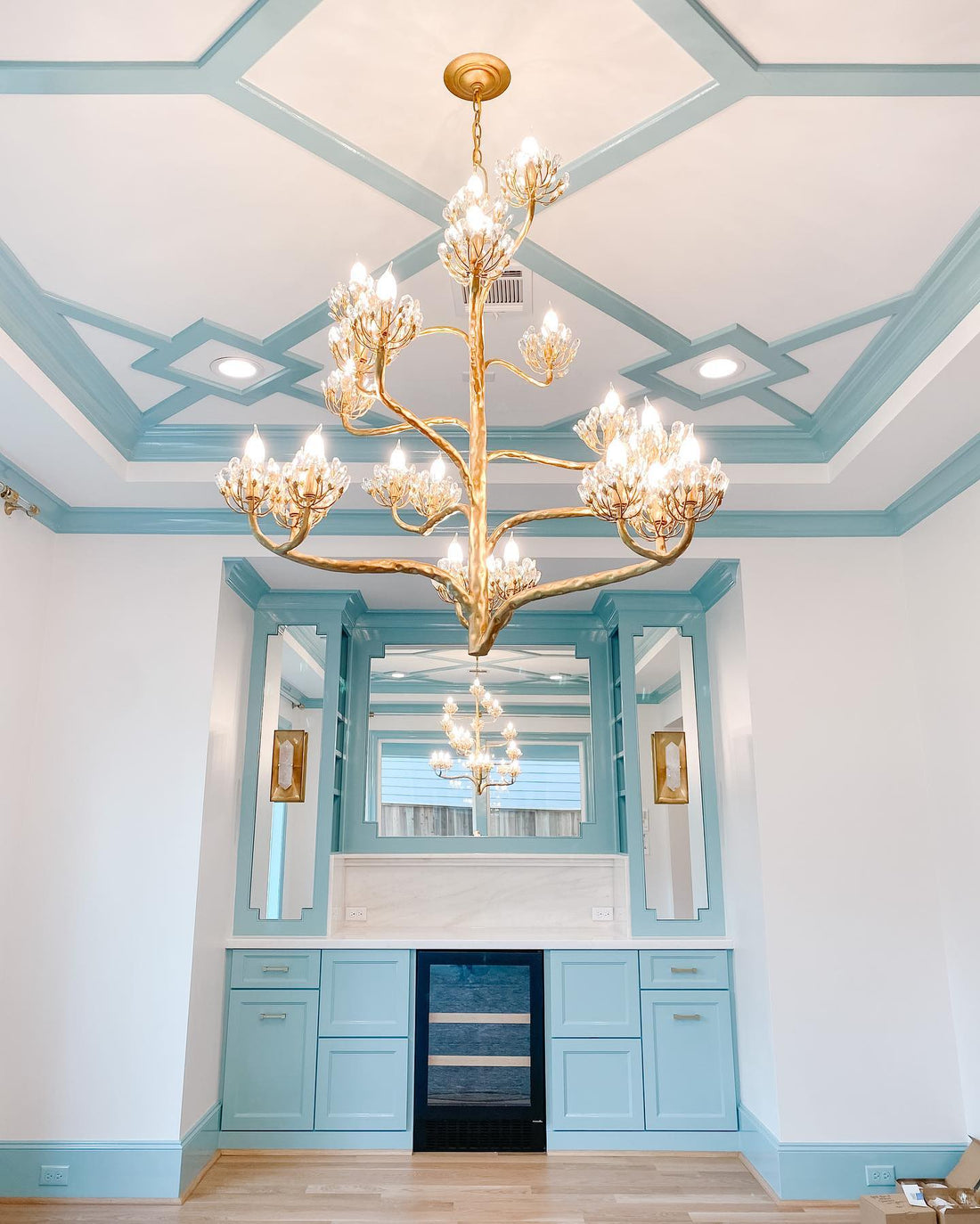 Luxury Branch Flower Chandelier in Gold for Living Room Staircase and Bedroom Lighting