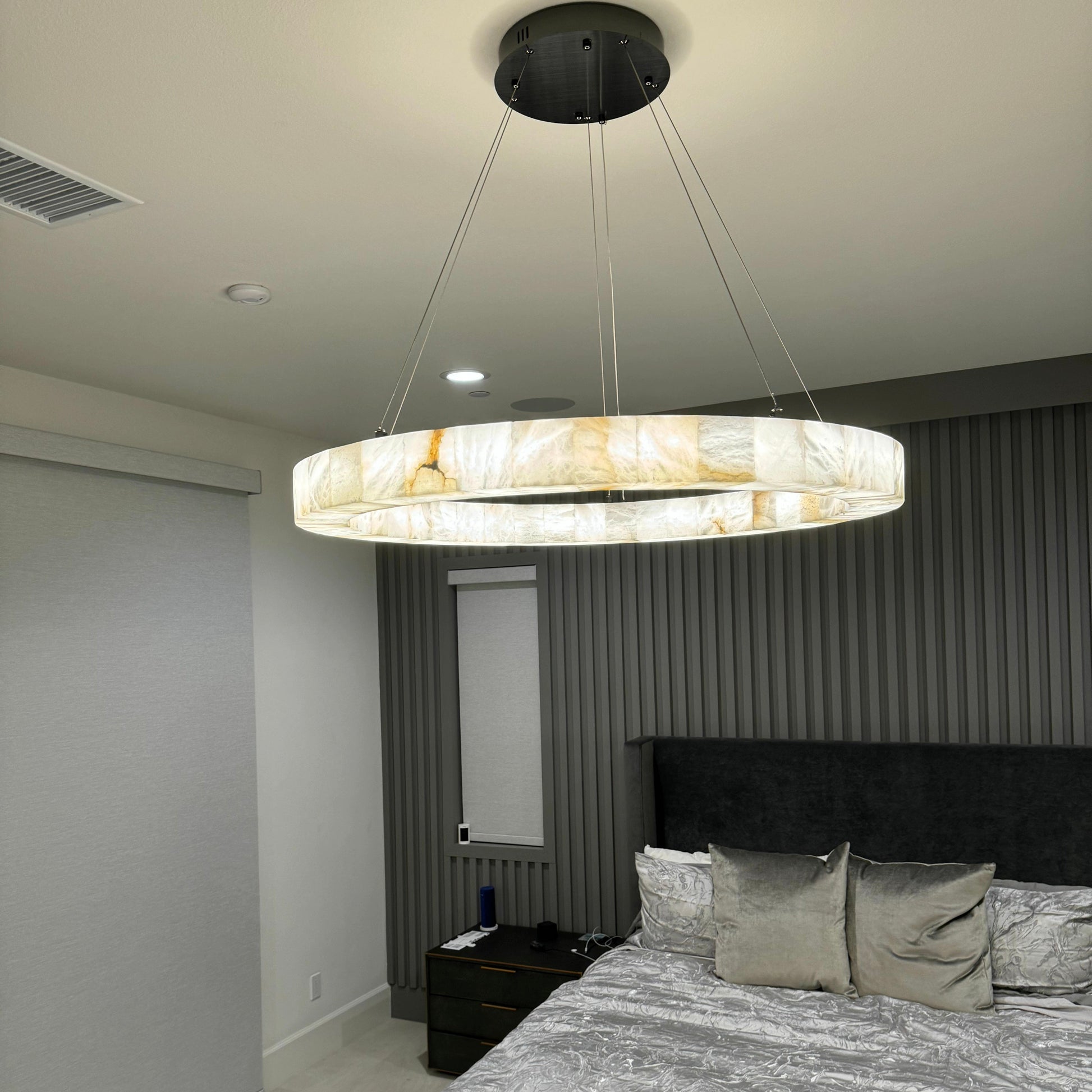 Rivage Lueur Round Chandelier 31"