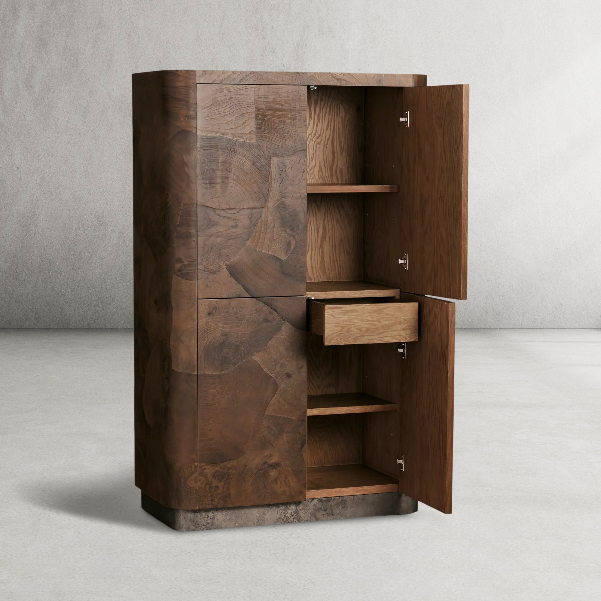 Pola Cabinet