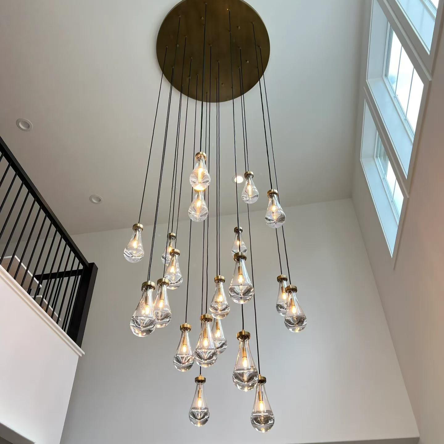 Raindrop Glass Round Chandelier 47"