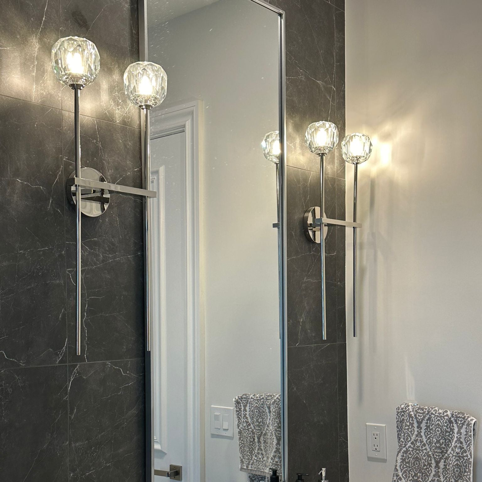 Bille De Clear Crystal Double Ball Wall Sconce 28"H