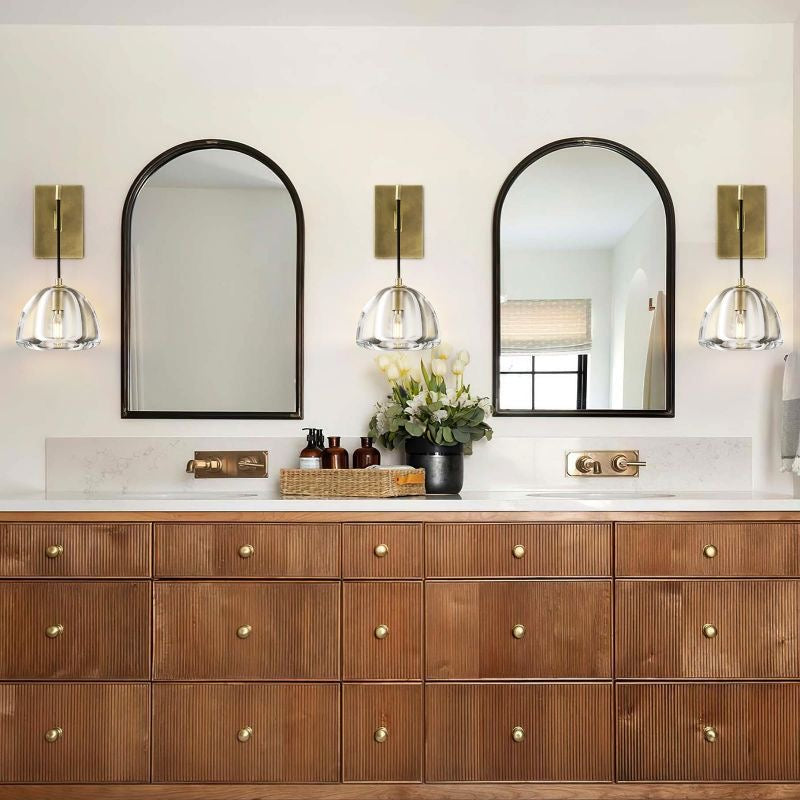 Henara Sconce 7"