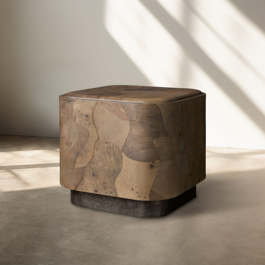 Pola Plinth End Table