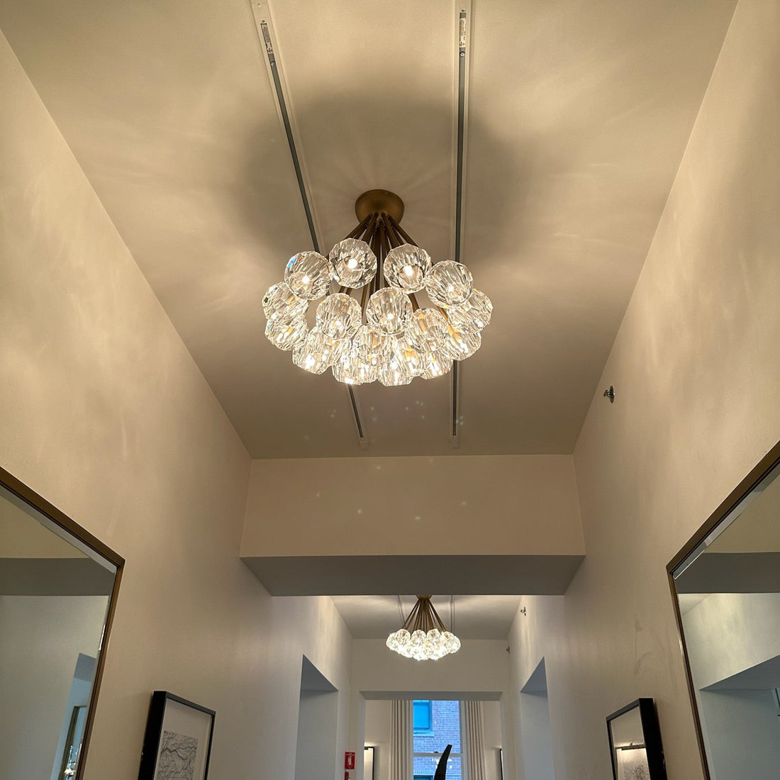 Bille De Crystal Ball Flush Mount 24"