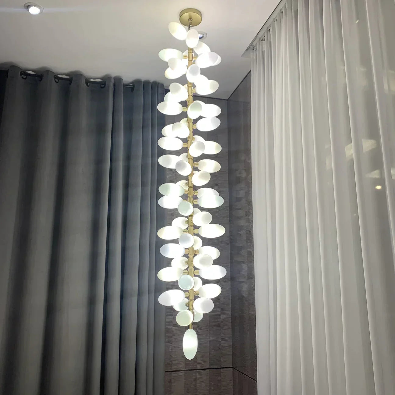Nordic Art Long Magnolia alba Glass Ceiling Chandelier  for Staircase/Hallway/Entryway Light Fixture