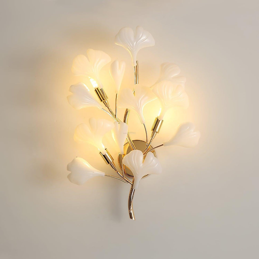 Ginkgo Wall Lamp with Leaves