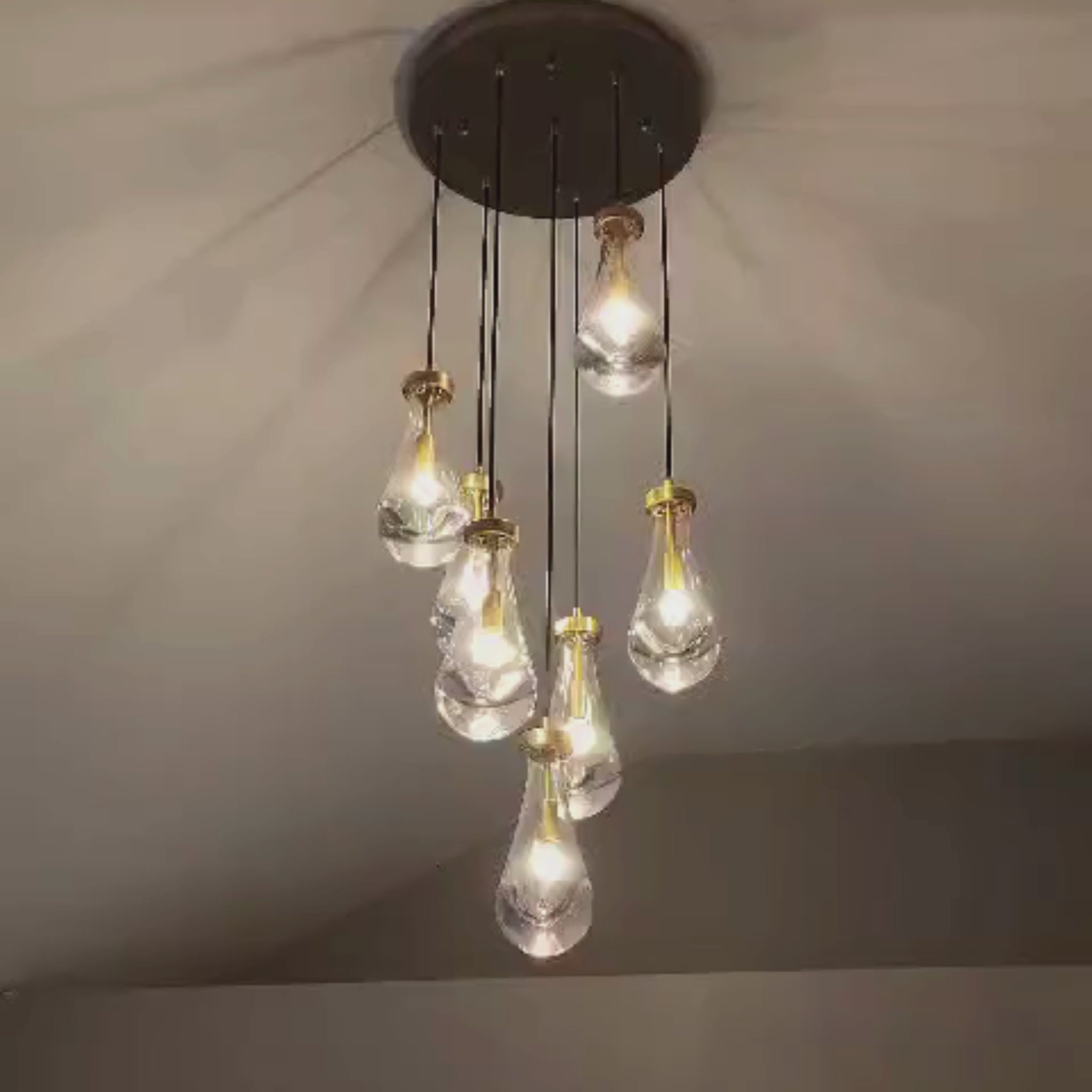 Raindrop Glass Round Chandelier 18"